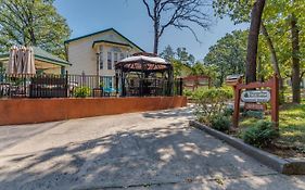 The Whispering Pines Inn